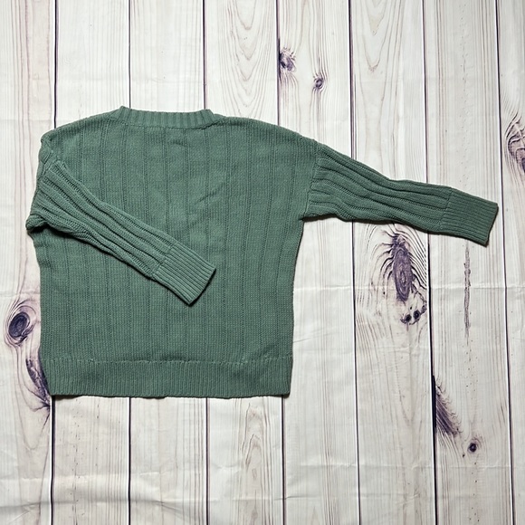 Express|Sweater|Green|Size M - Picture 2 of 4